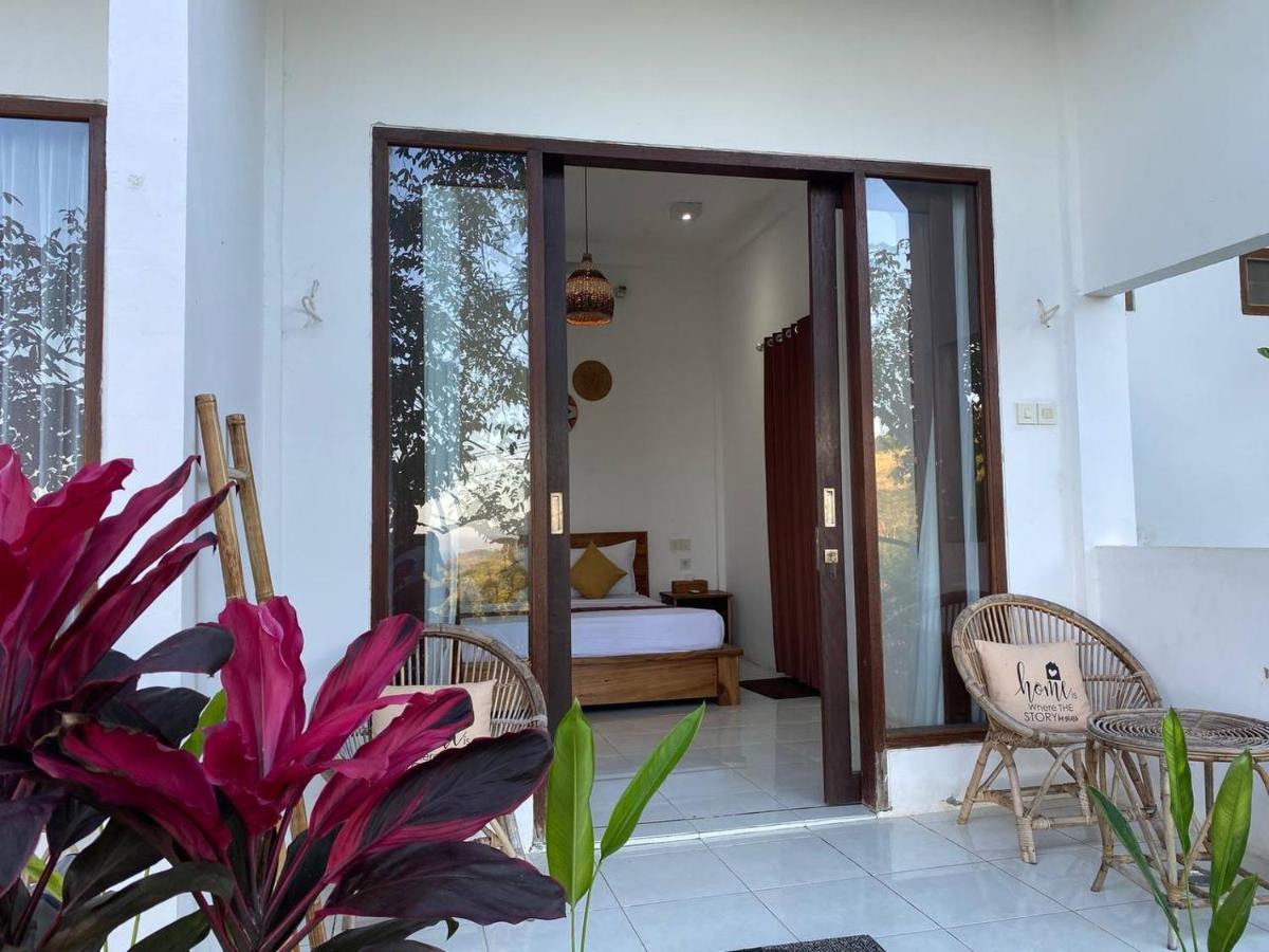 The Hill View Lombok Hotel Kuta  Exterior photo