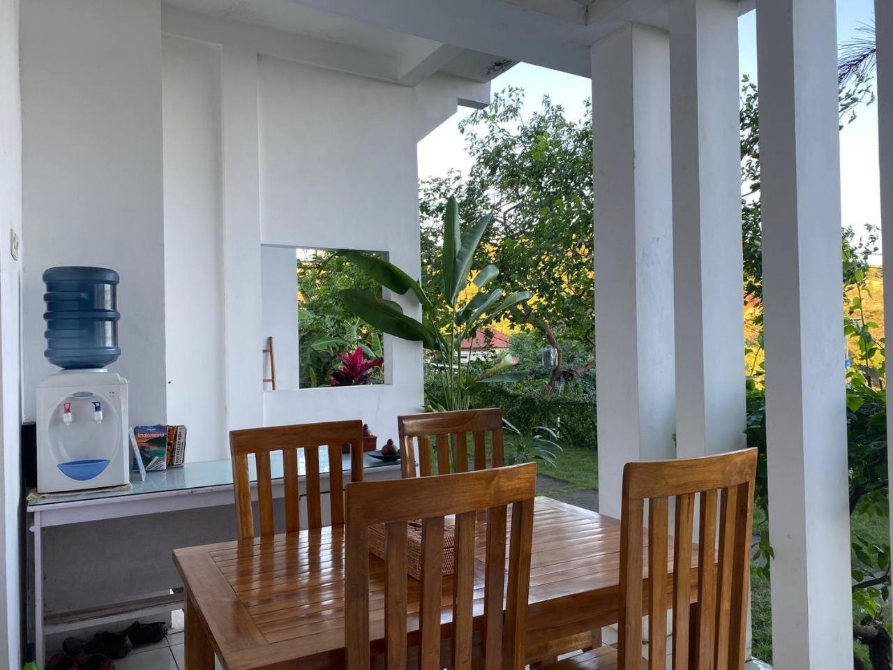 The Hill View Lombok Hotel Kuta  Exterior photo