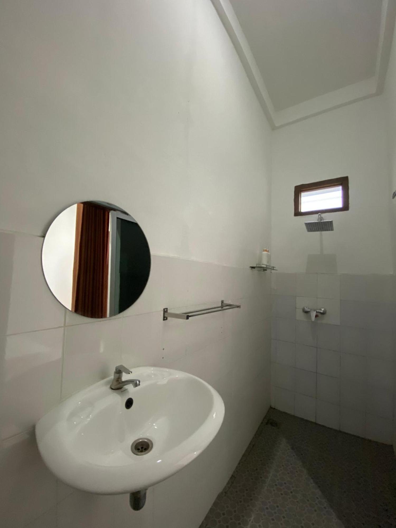 The Hill View Lombok Hotel Kuta  Exterior photo